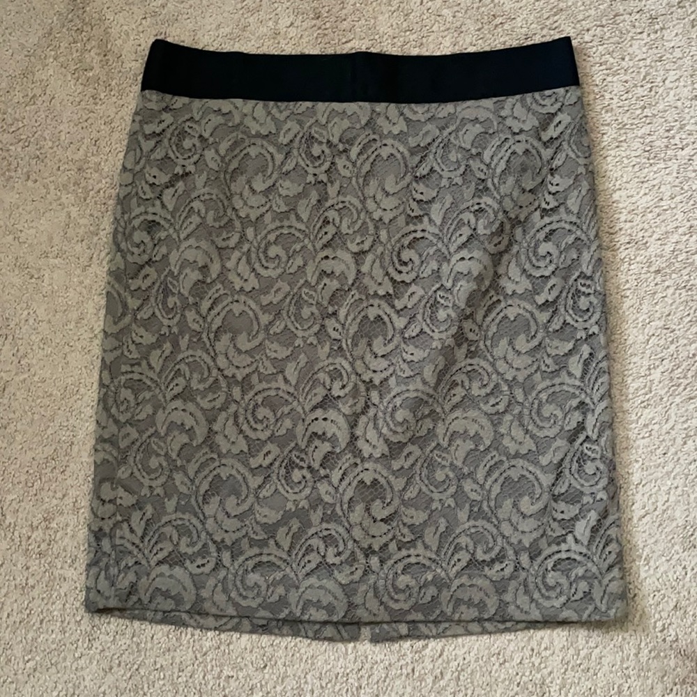 Banana Republic lace pencil skirt